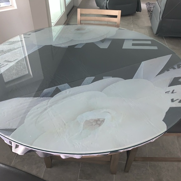 Meet your Posher, Ana not for sale! If you like something please make an offer. - Picture 4 of 4